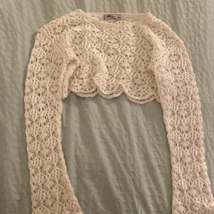 Fin stickad topp  - Använd knappt 