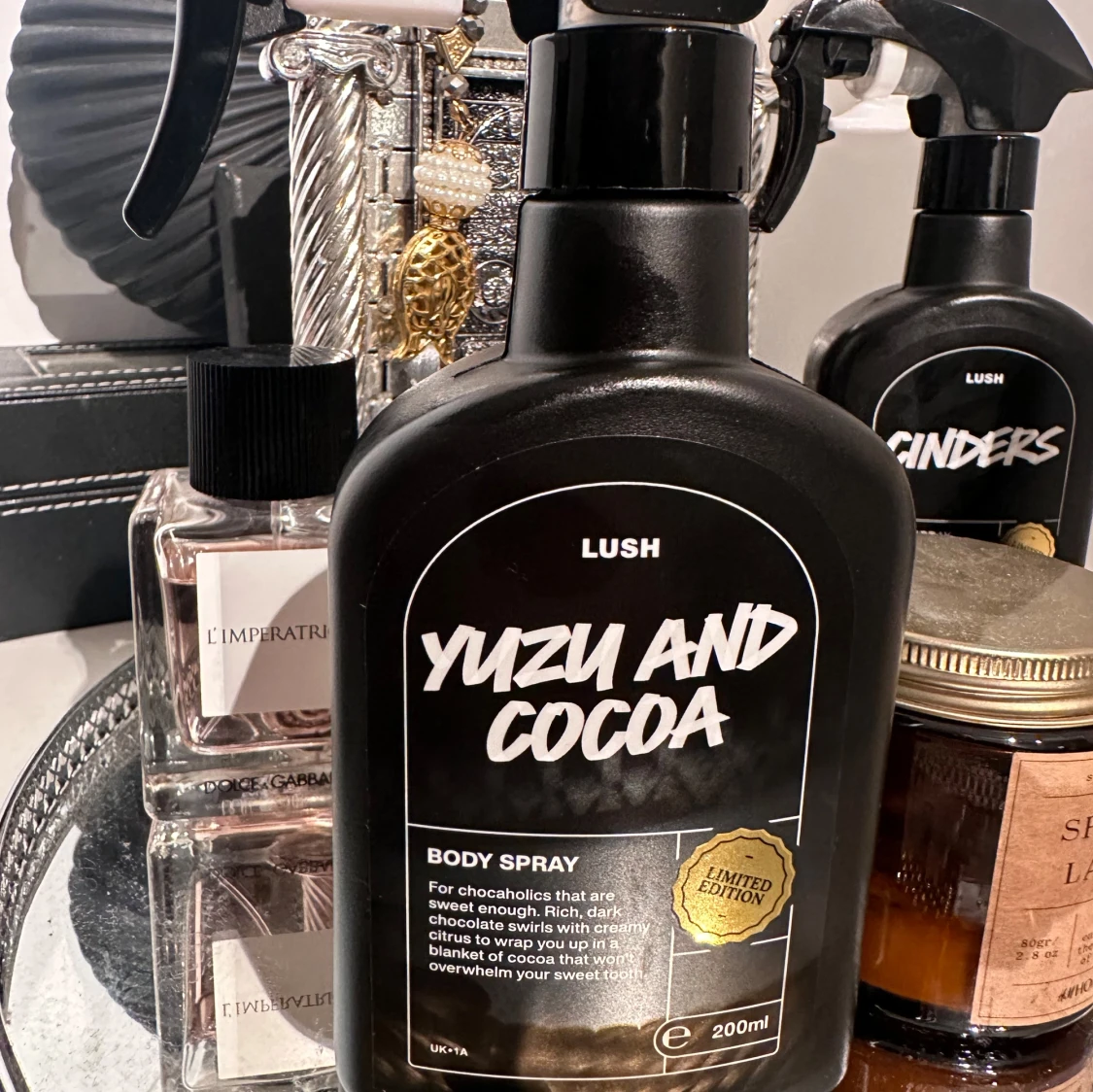 Yuzu and Cocoa Body Spray från Lush