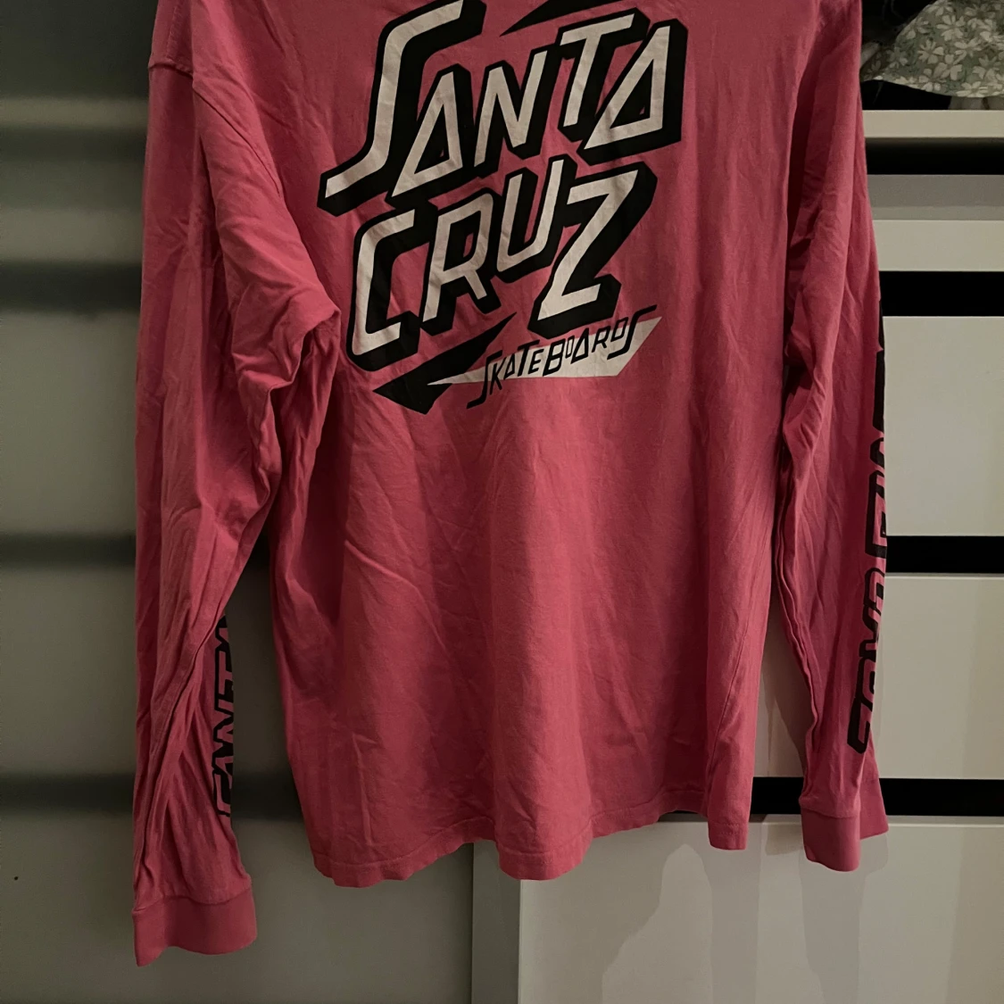 Rosa långärmad tröja från Santa Cruz - 90