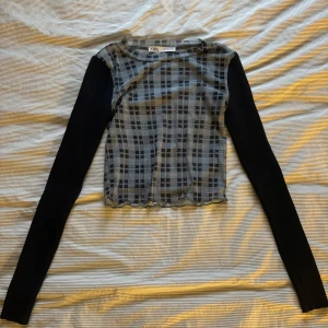 Topp - Så fin mesh topp🩵💙