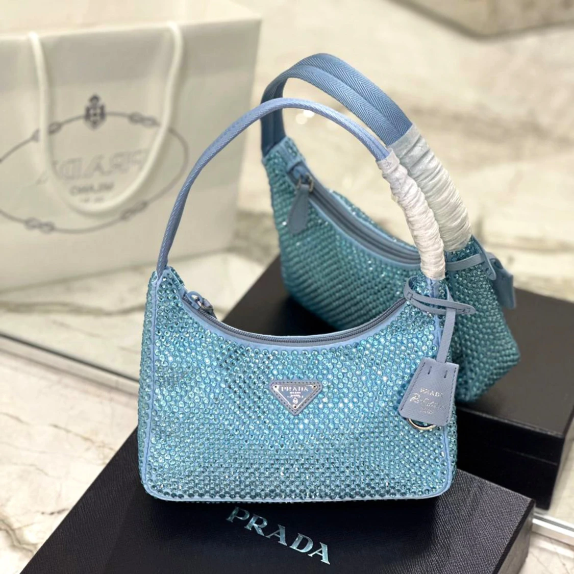 Re-edition Crystal Bag Kristall väska 🩵