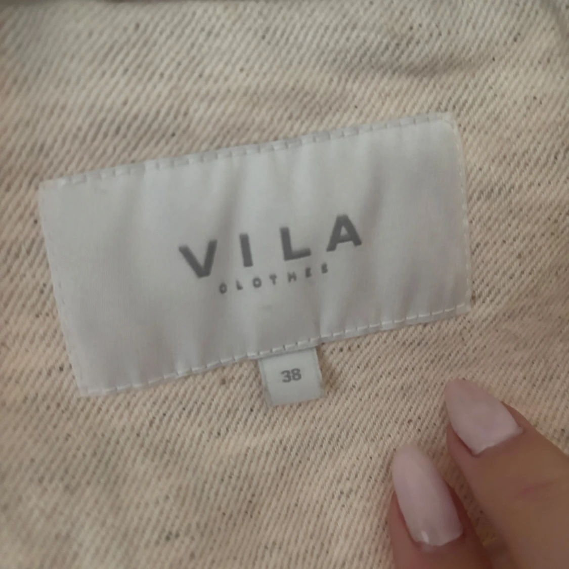 Beige jacka från Vila - 92