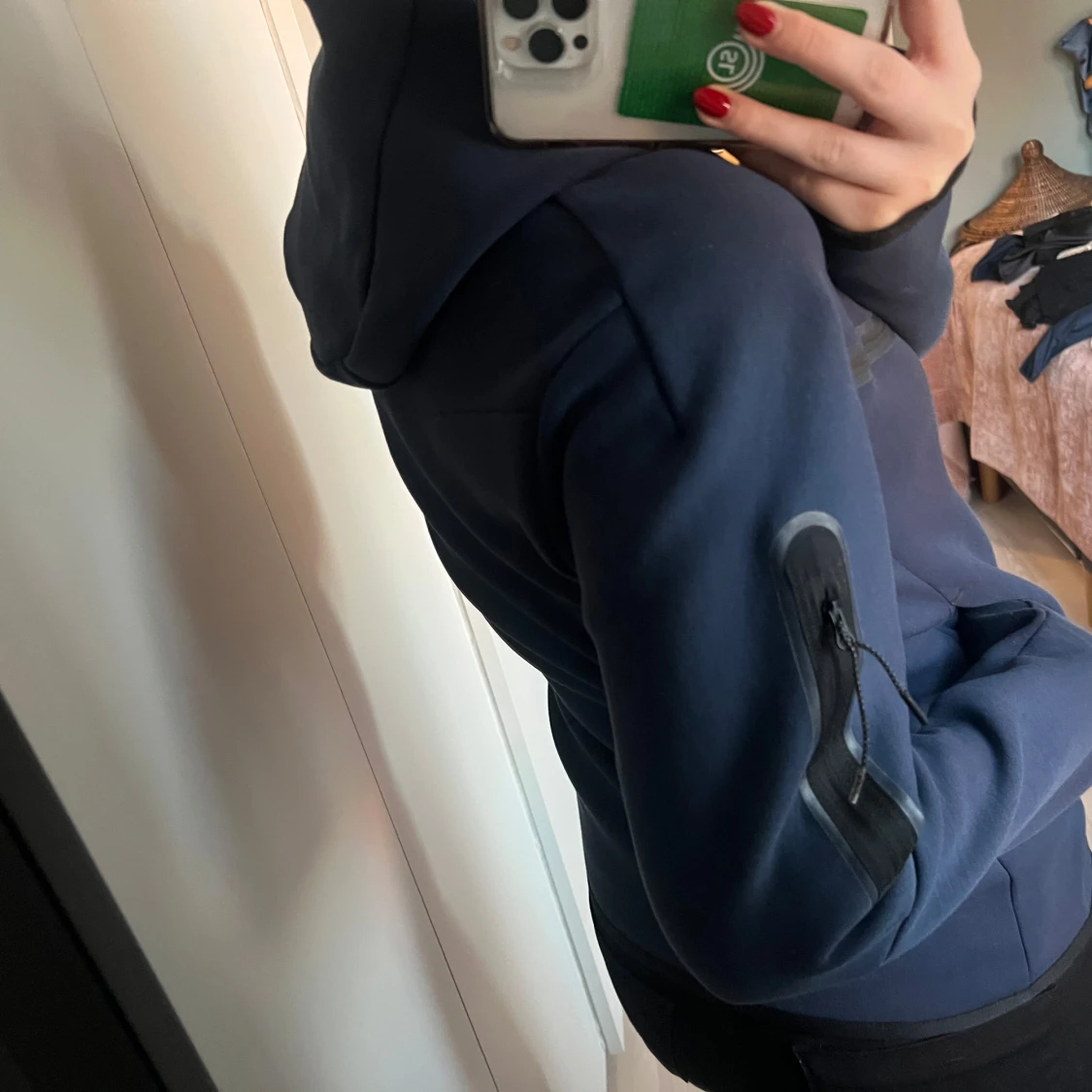 Mörkblå hoodie från Nike - 91