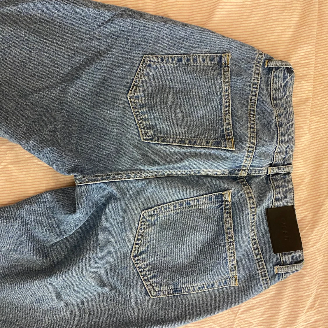 Blå jeans från GRUNT  - 91