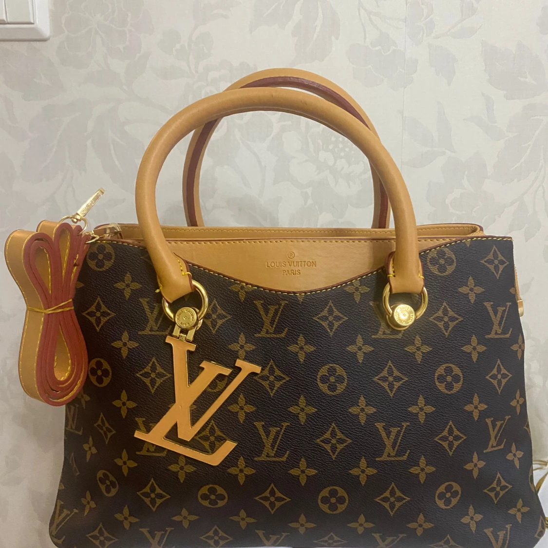 Brun monogram handväska - 90