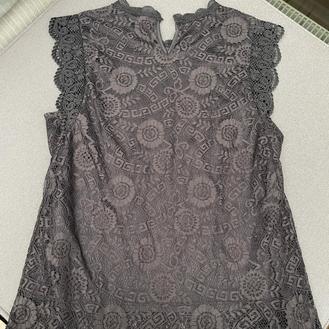 Spets topp utan ärmar🤍 - 90