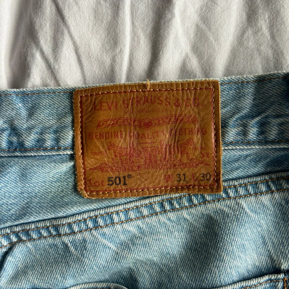 Levis jeans Nästan aldrig använda 501 modell Storlek W31 L30. Jeans & Byxor.