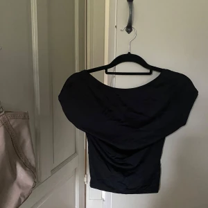 Tröja utan rygg 💕 - Helt nyskick, aldrig använt! 💕