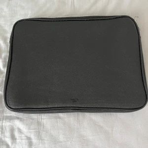 Datafodral  - Fint Datafodral som knappt är använt 