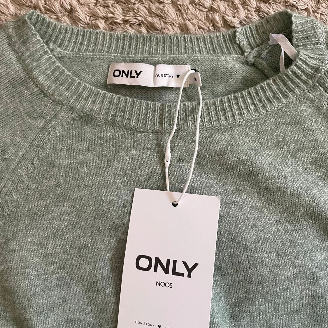 Grön stickad tröja  - 91