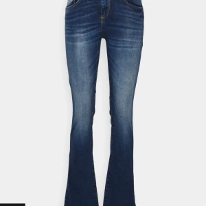 Ltb jeans - Ltb jeans Fallon som knappt har används! Orginal pris 800kr