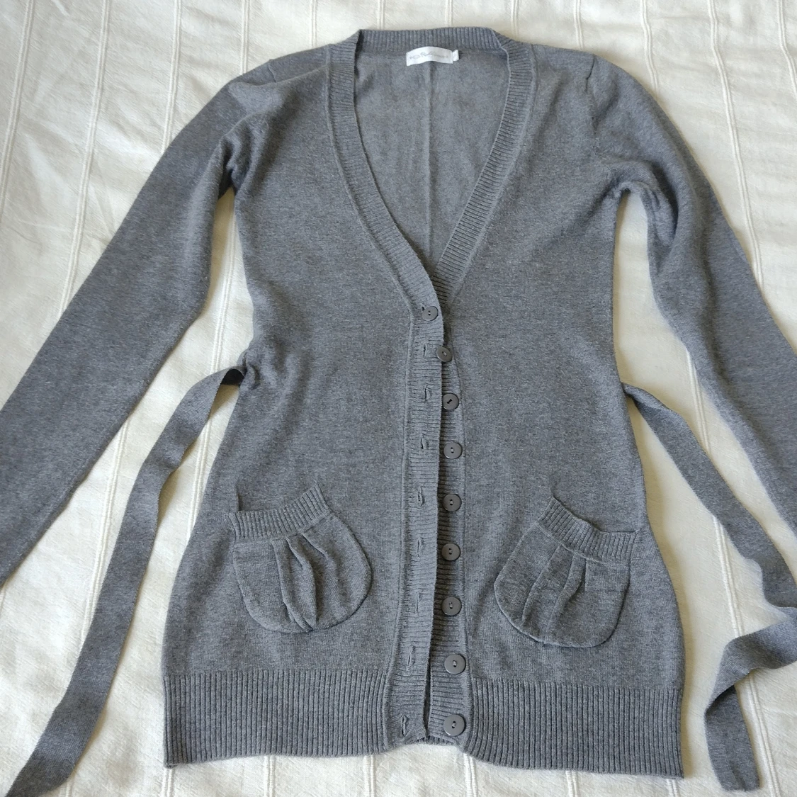 Grå mjuk finstickad kofta/tröja - storlek 8 (XS) - 3