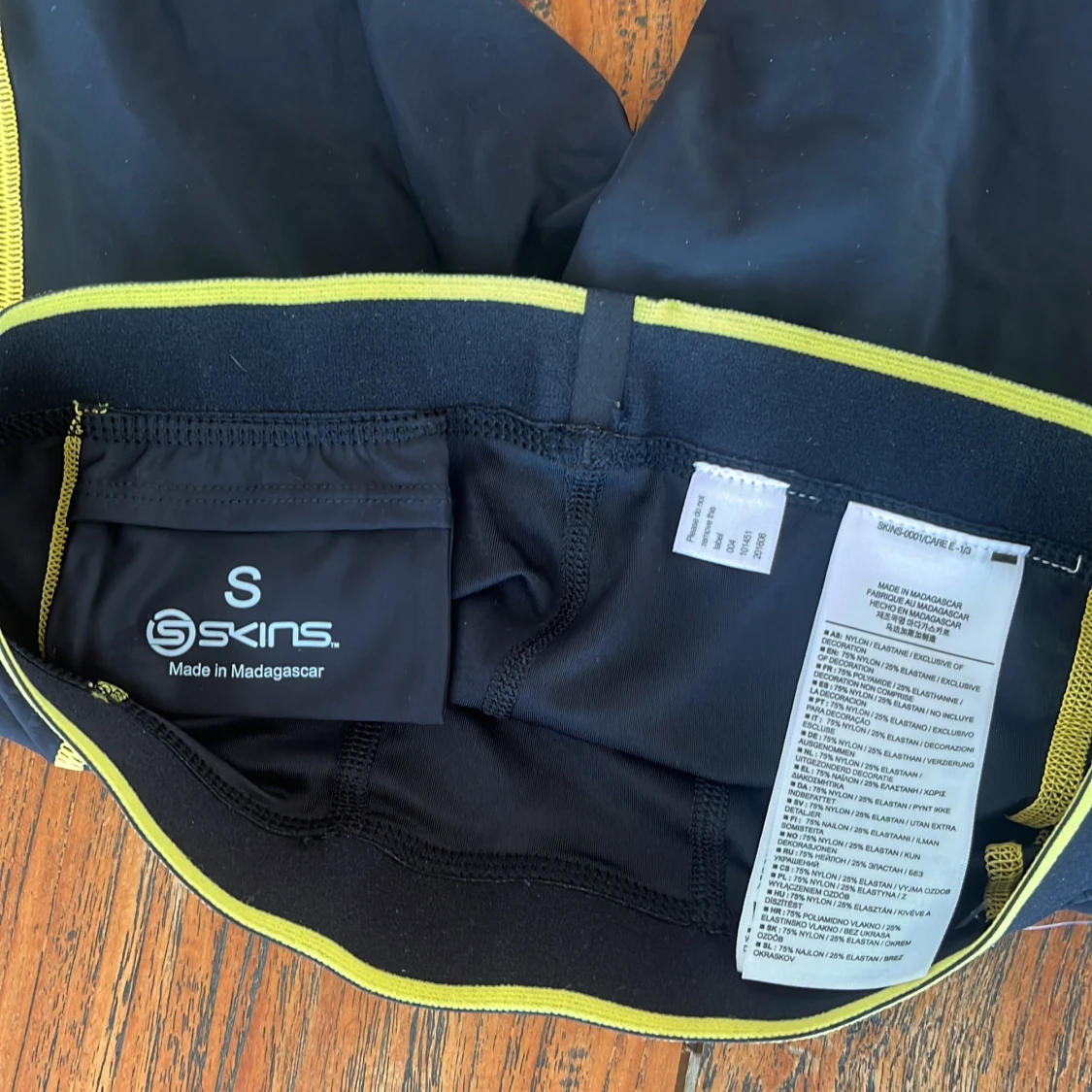 Svarta kompressionstights från Skins - 93