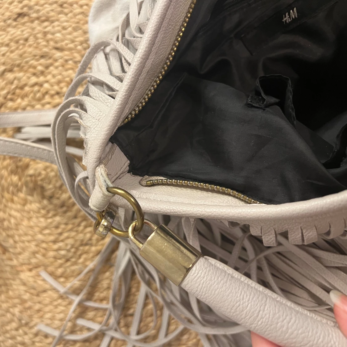 Väska med fransar  - 91