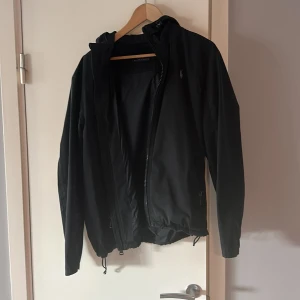 Polo jacka - Polo jacka bra skick 