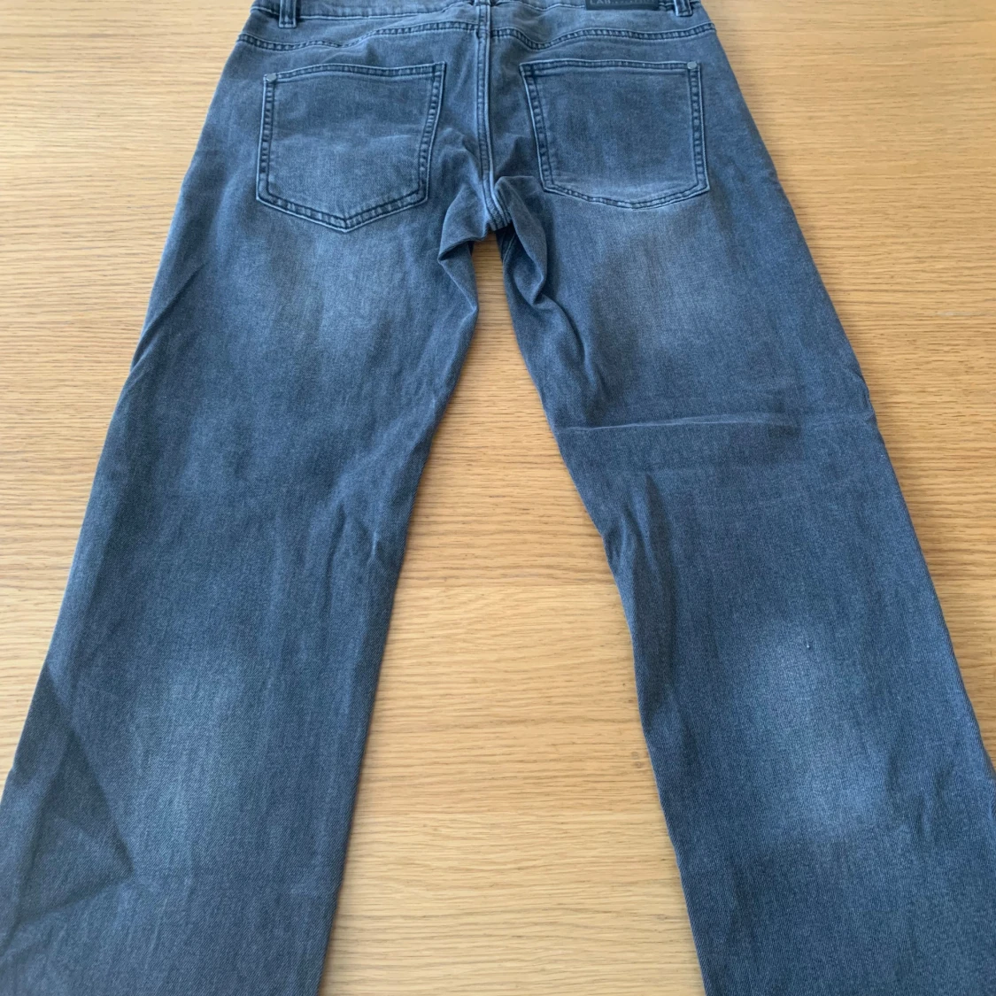 Gråa jeans - 90