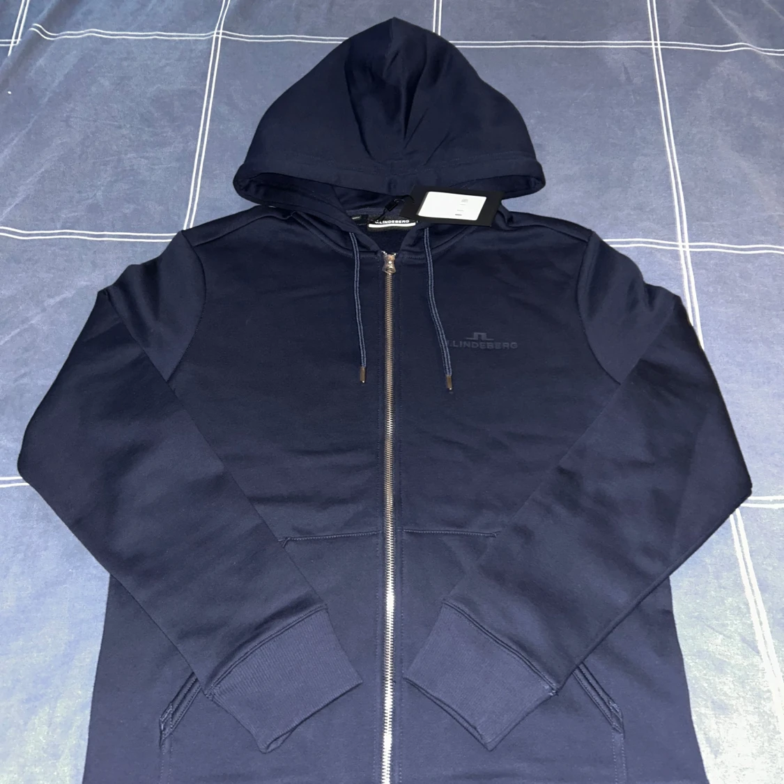 J.Lindeberg zip Hood