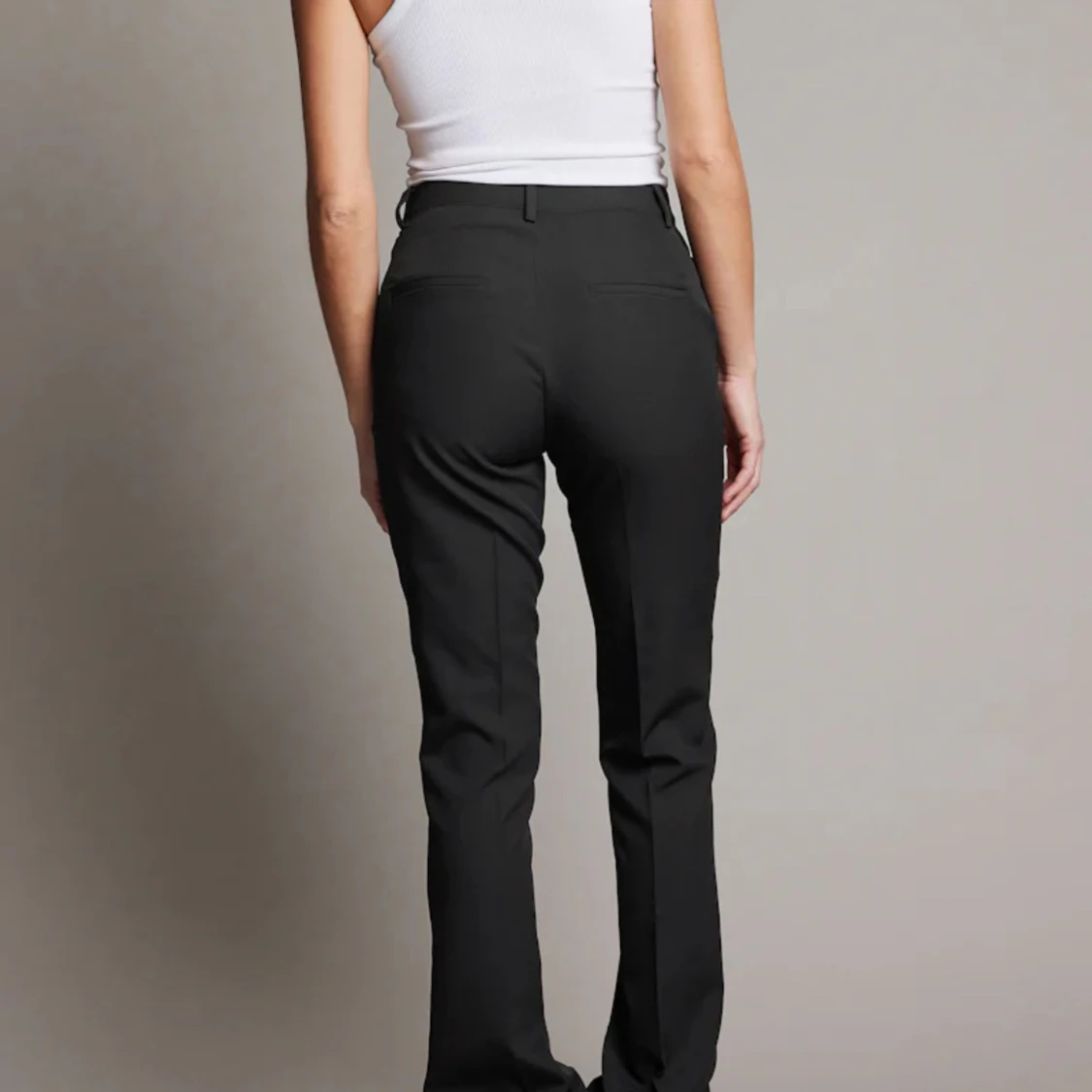 Bikbok kostymbyxor - 90