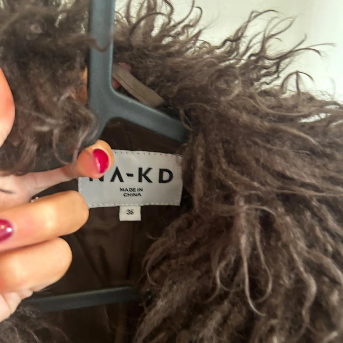 Brun pälsjacka NA-KD moa mattsson  - 2