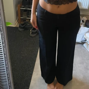 Kaptymbyxor  - Lite för korta på mig som är 170 cm lång ❤️