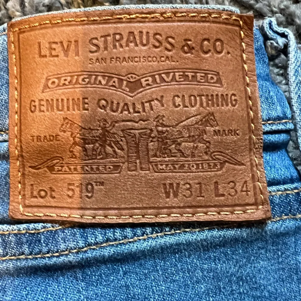 Levis 519 i strl 31/34. Skick 9/10. . Jeans & Byxor.