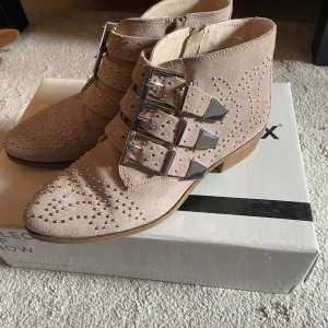 Beiga Mocka boots - Fint skick, fint skick🥰 funkar även storlek 37