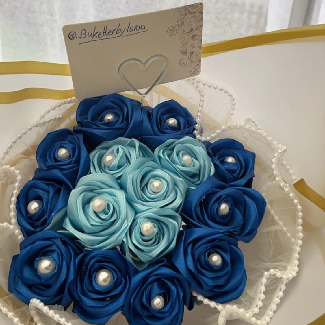 Handgjort rosbukett  - 90