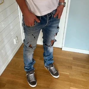 Replay jeans - Säljer dessa as snygga Replay jeans då dom är små!