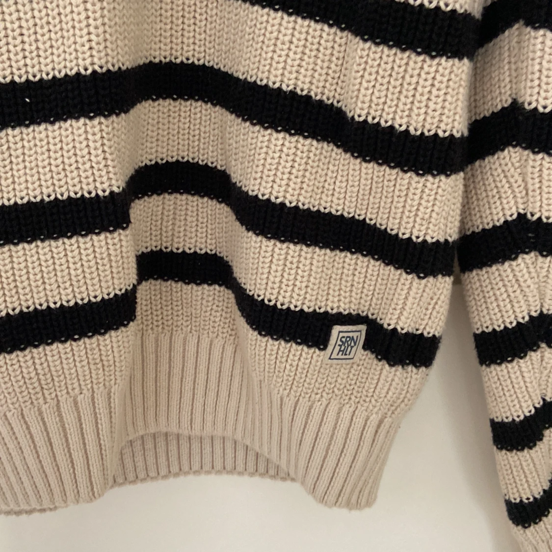 Stickad tröja - 91