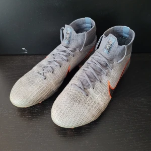 Nike mercurial  - Snygga och sällsynta mercurials. Skick 9/10, inga skador. Tyävrr ingen låda eller påse