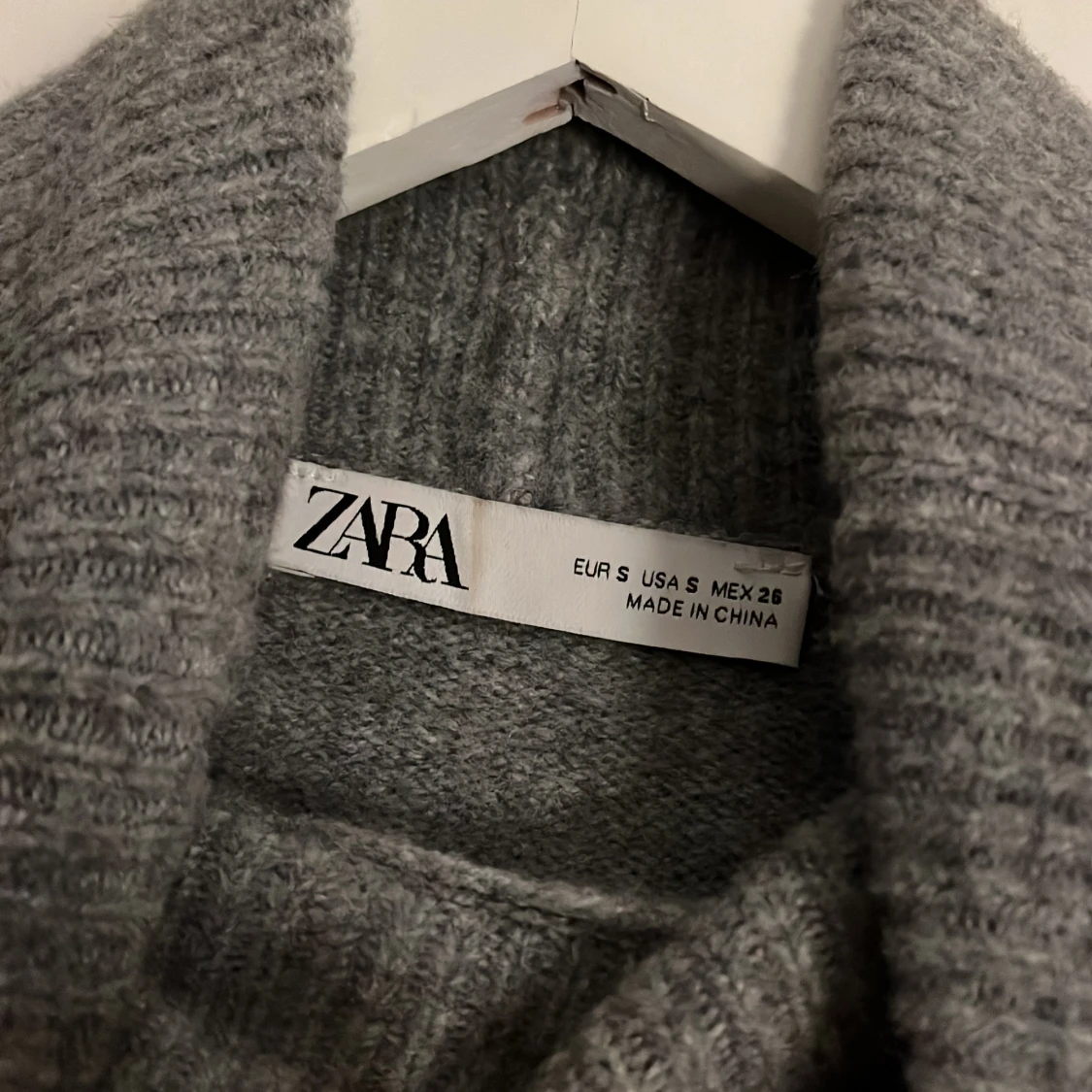 Stickad tröja  - 90