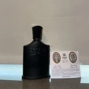 Creed Green Irish Tweed  - Säljer nu min Creed Green Irish Tweed eftersom den inte var något för mig. Drygt 90 ml kvar skulle jag nog säga! Box finns ej tillgänglig! Mycket fin doft om man vill sticka ut lite bland allt och alla 😉 PRIS KAN DISKUTERAS VID SNABB AFFÄR❗️❗️