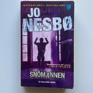 Bok av Jo Nesbø, thriller-deckare Lite solblekt