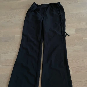 Linnebyxor  - Hög kvalitet, köpta för 500kr på h&M