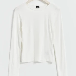 Soft touch tröja - Tunn långärmad. Säljer pga fel storlek🤍