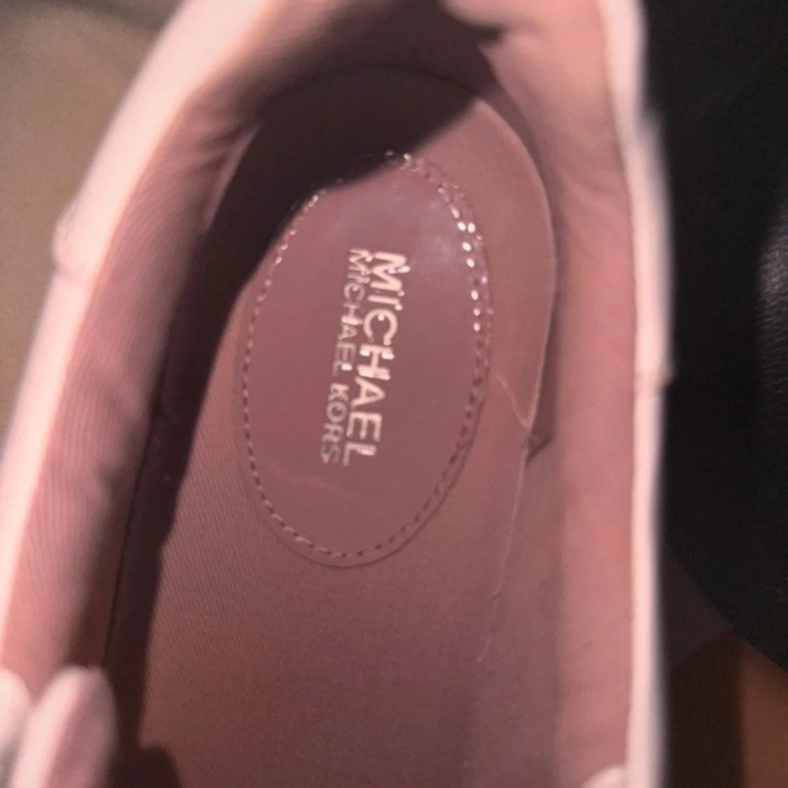 Vita sneakers från Michael Kors - 93