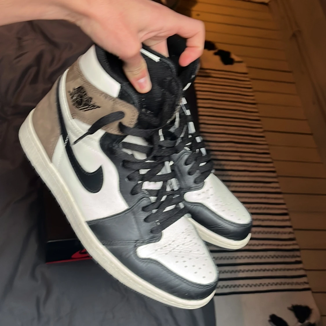 Nike Air Jordans Mocha High - 93