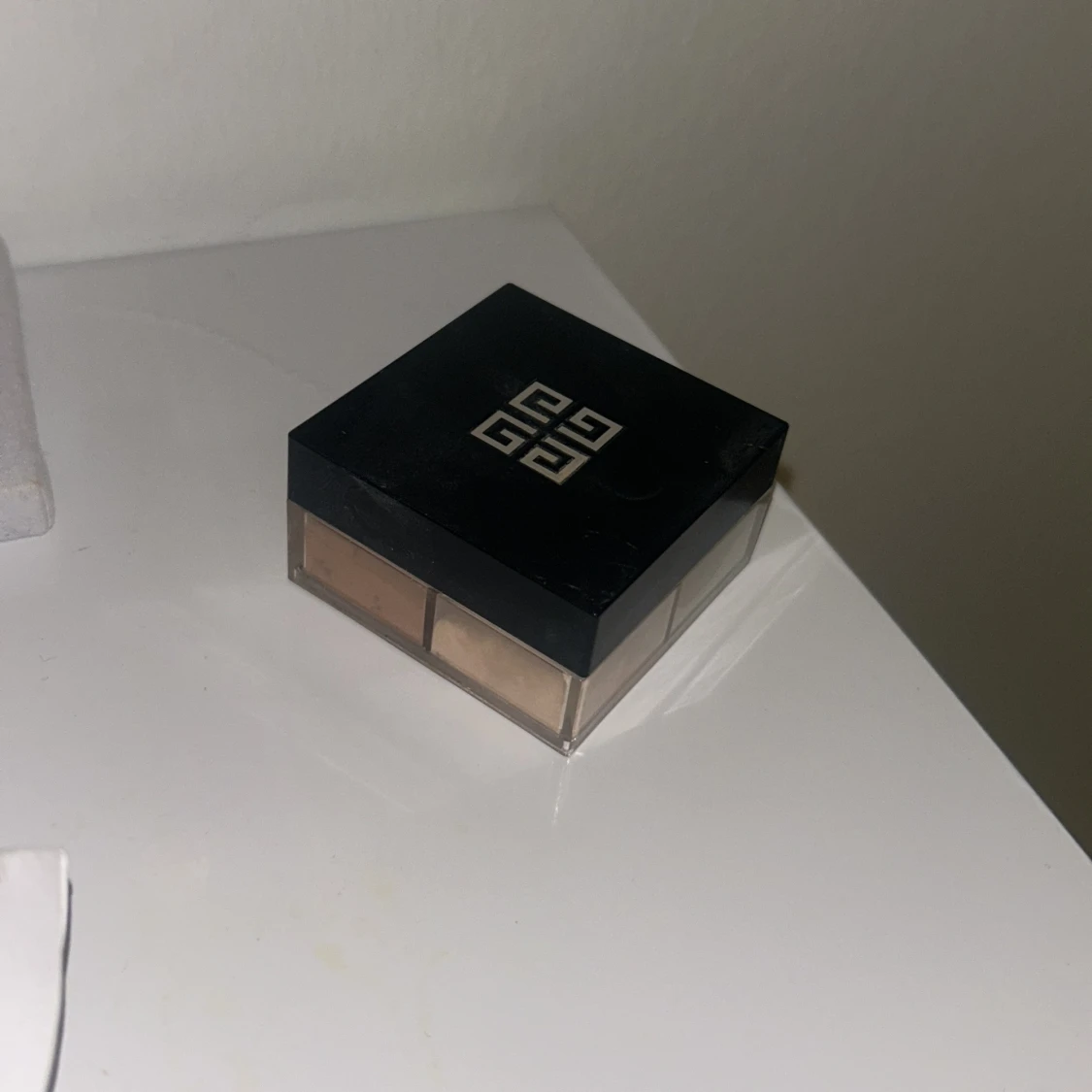 Givenchy Prisme Libre Puder mini storlek 