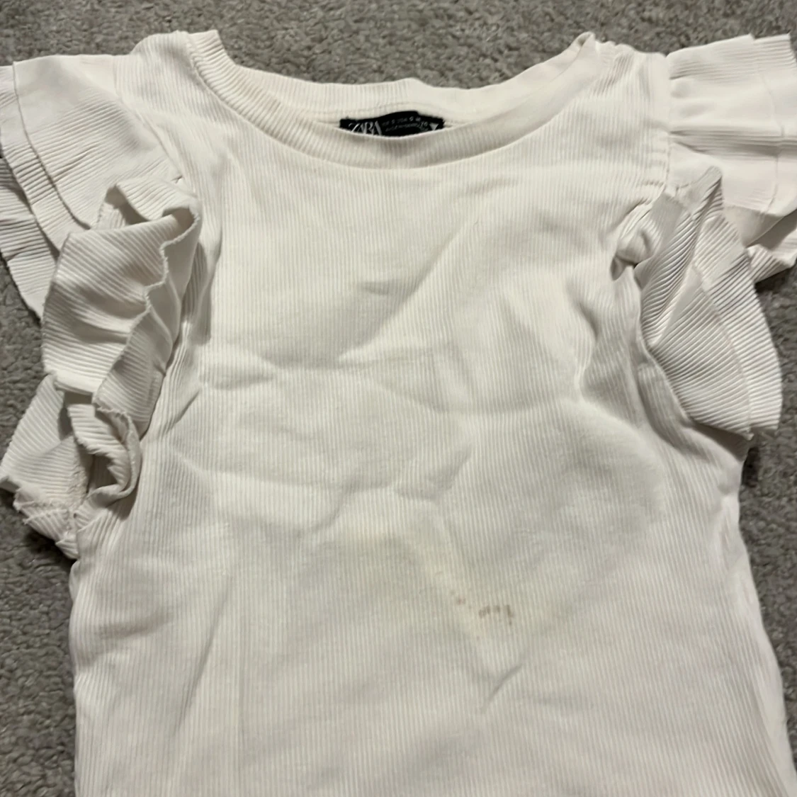 Vit ribbad topp från Zara storlek S - 92