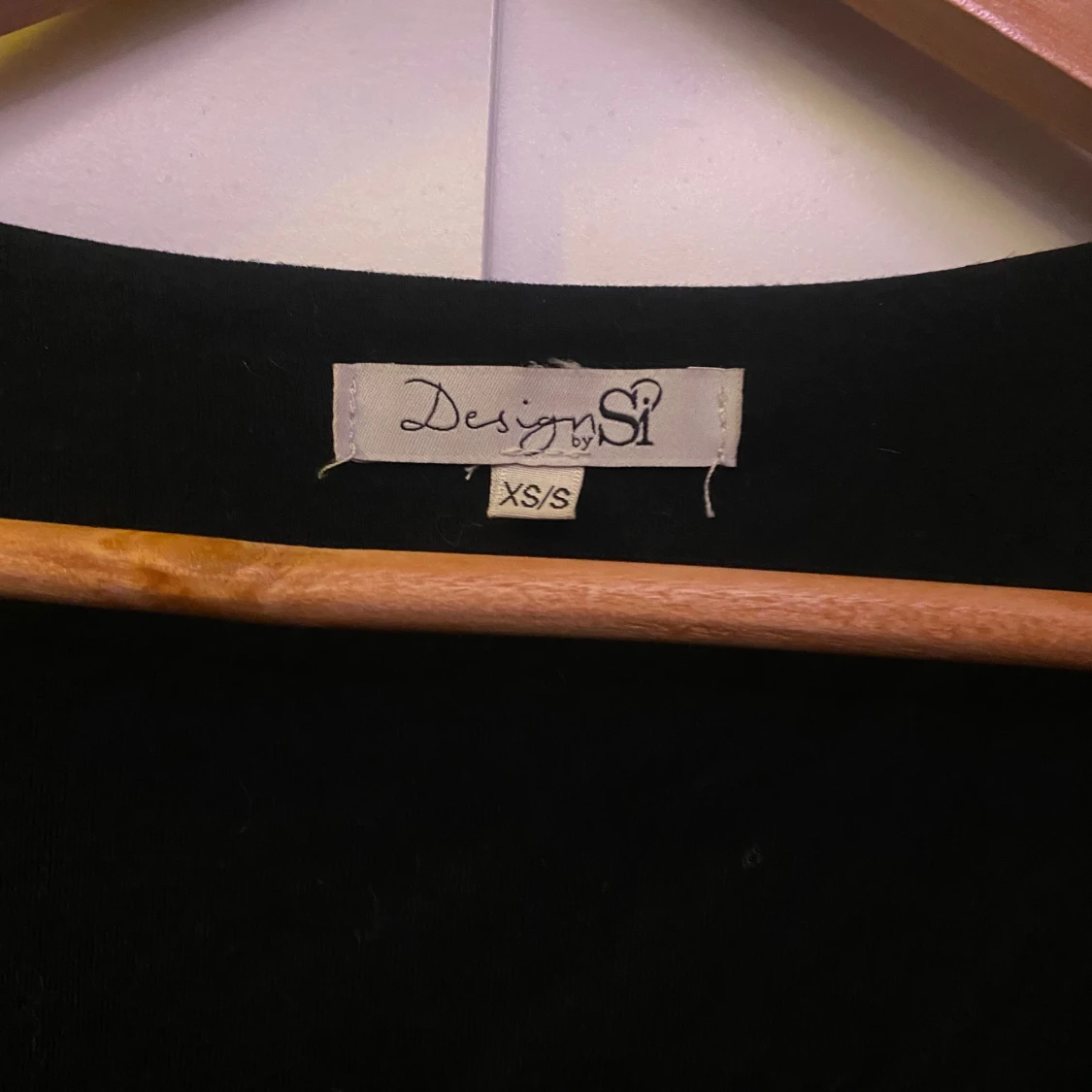Svart långärmad topp från Design by Si - 3