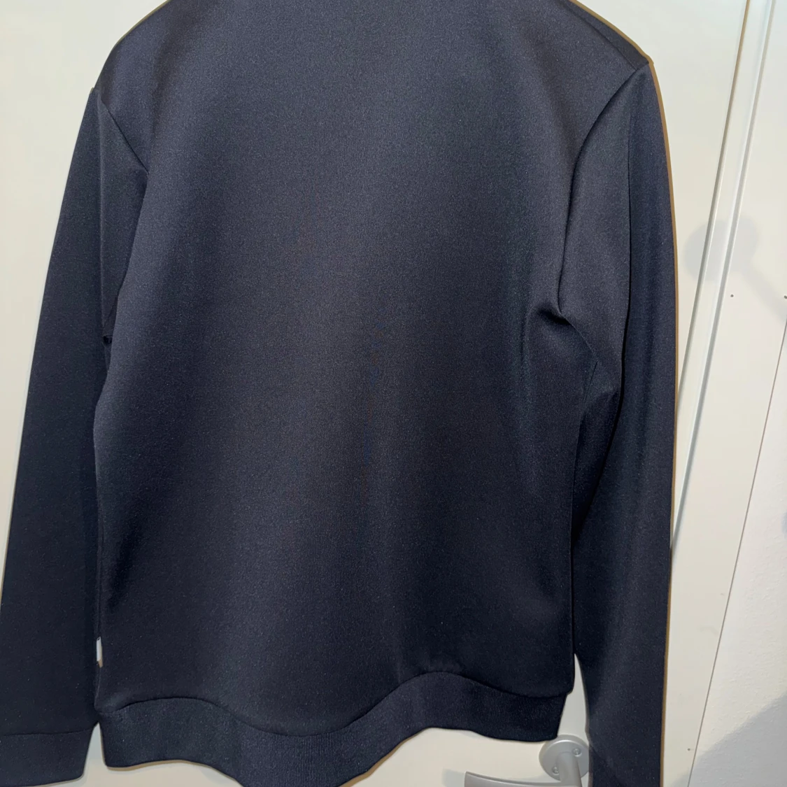 Mörkblå kofta från Les Deux - 1