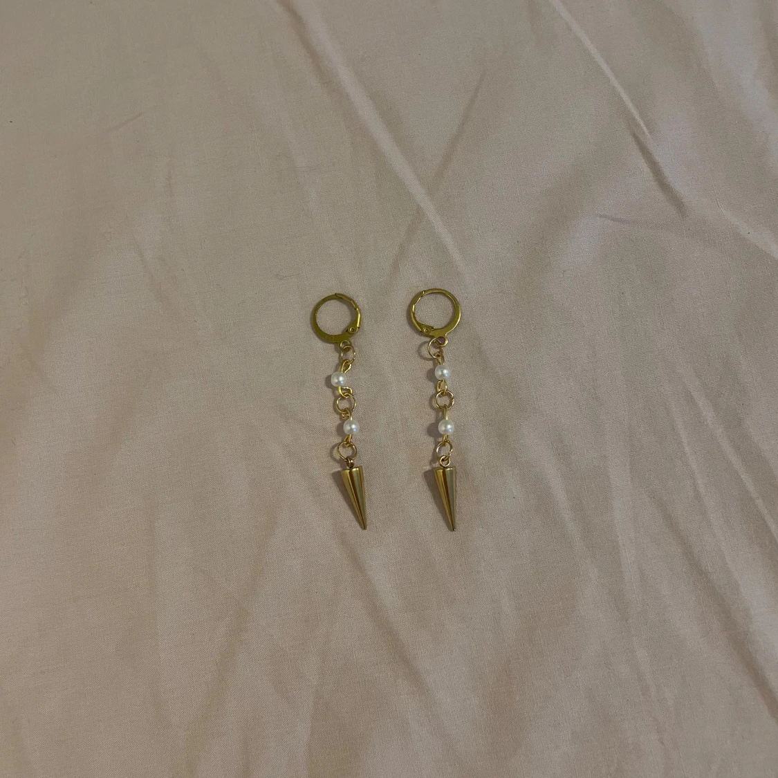 Amelia Guldörhängen