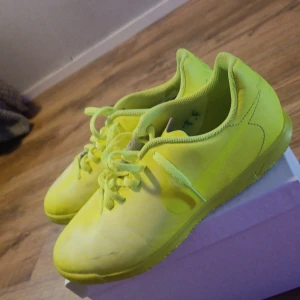 Innegymmpaskor  - Använt sckik bra inne skor 