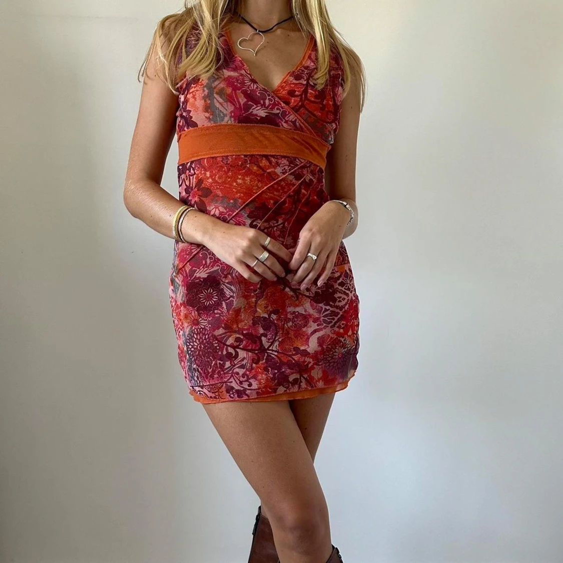 Mönstrad miniklänning - 90