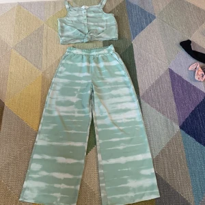 Ljus grönt sett - Använd fåtal gånger inga skador