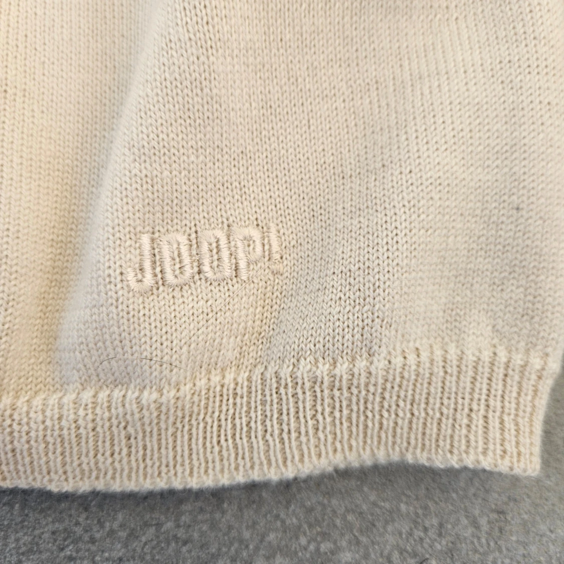 Designer tröja/cardigan från Joop - 92