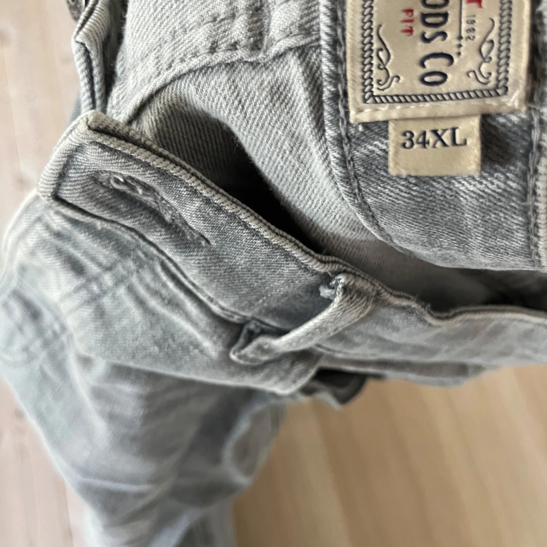 Grå jeans från Next - 93