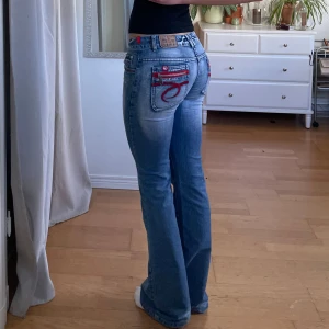 jeams - använd köp nu!💗 midja:80+stretch innerben:87 (litet hål vid benslutningen)