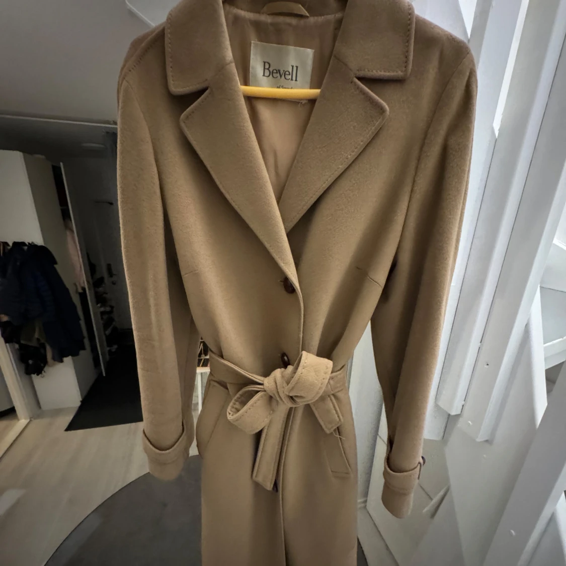 Beige kappa från Bevell - 1