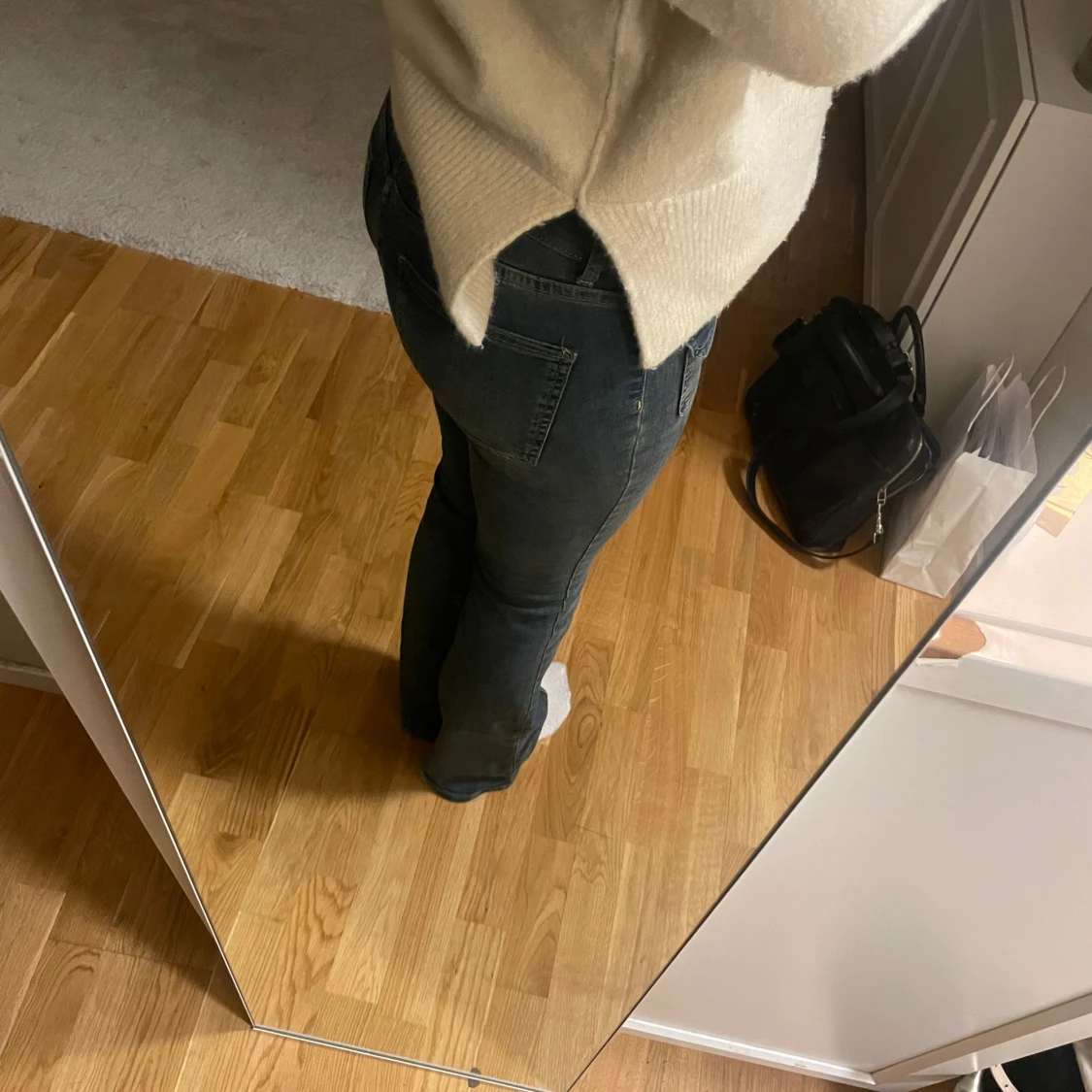 Blå bootcut jeans från Nelly - 91